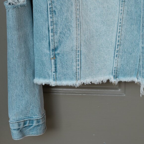 Rollas Denim Jacket Cropped Distressed Fray Hem Boxy Fit Destroyed Jean Coat - Picture 9 of 10